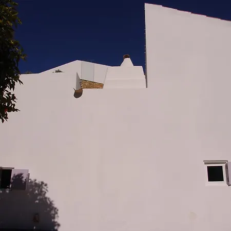 H83 - Typical Rustic House *
